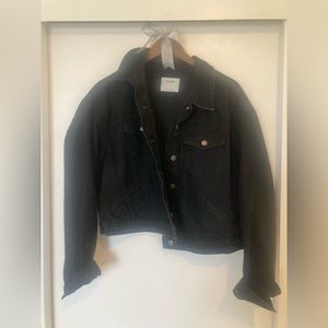 Black-wash classic jean jacket for women